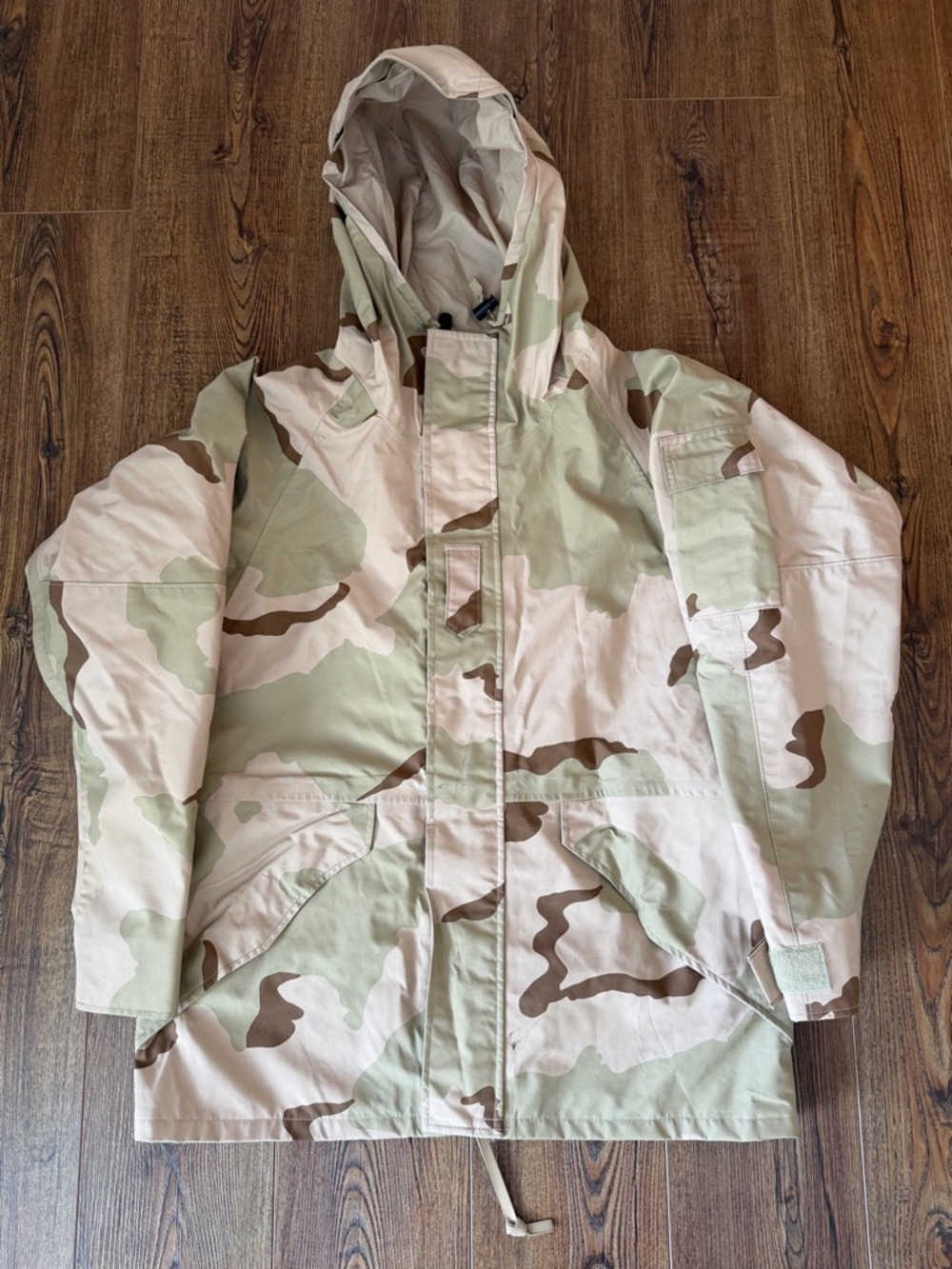 US Military ECWCS Gore-Tex Desert Camo Parka Jacket Medium Regular Army Coat